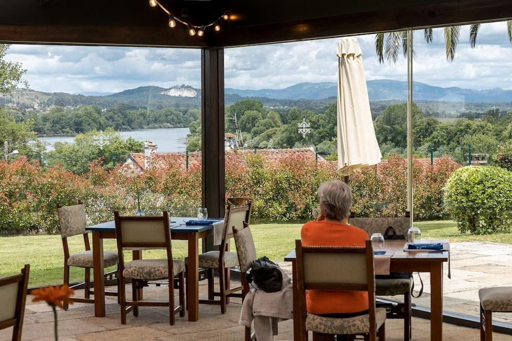 Parador De Tui Eksteriør bilde